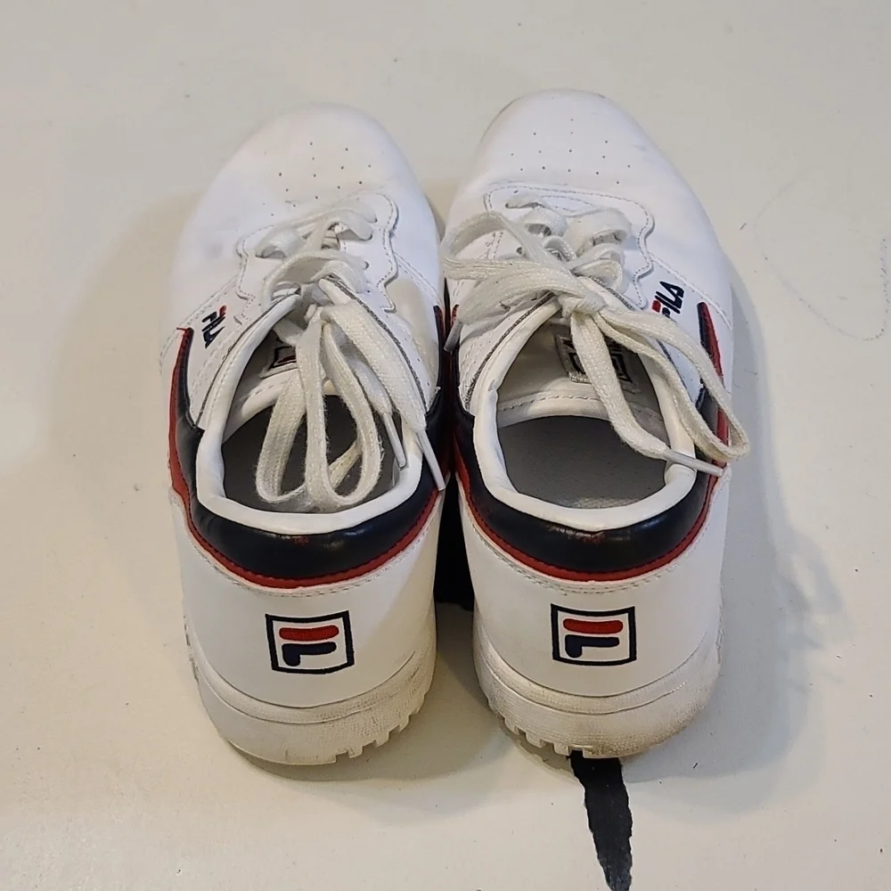 Fila‎ Women's Sneakers 5VF80165-150 White Faux Leather Size 8 EUC